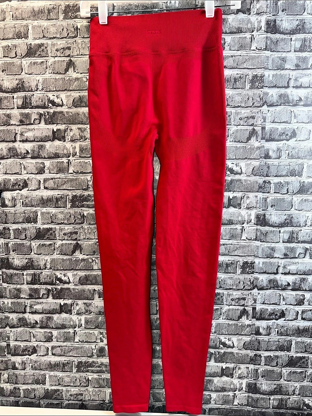 PINK Victoria’s Secret PINK leggings Red Leggings Size Small Like New